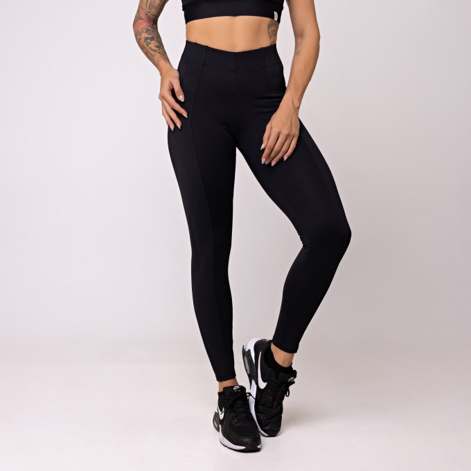 Legging Texturizada Recortes Preta