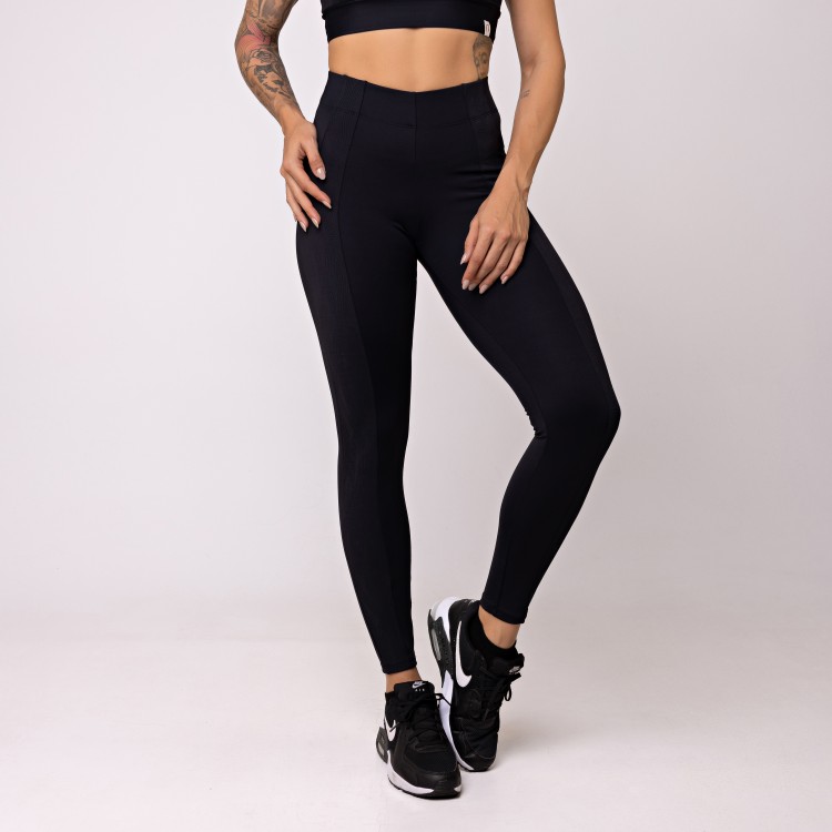Legging Texturizada Recortes Preta