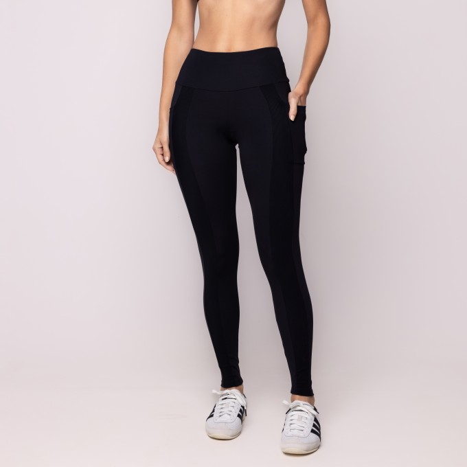Legging com Bolsos Elevate Adaptiv Xtra Life  Preto